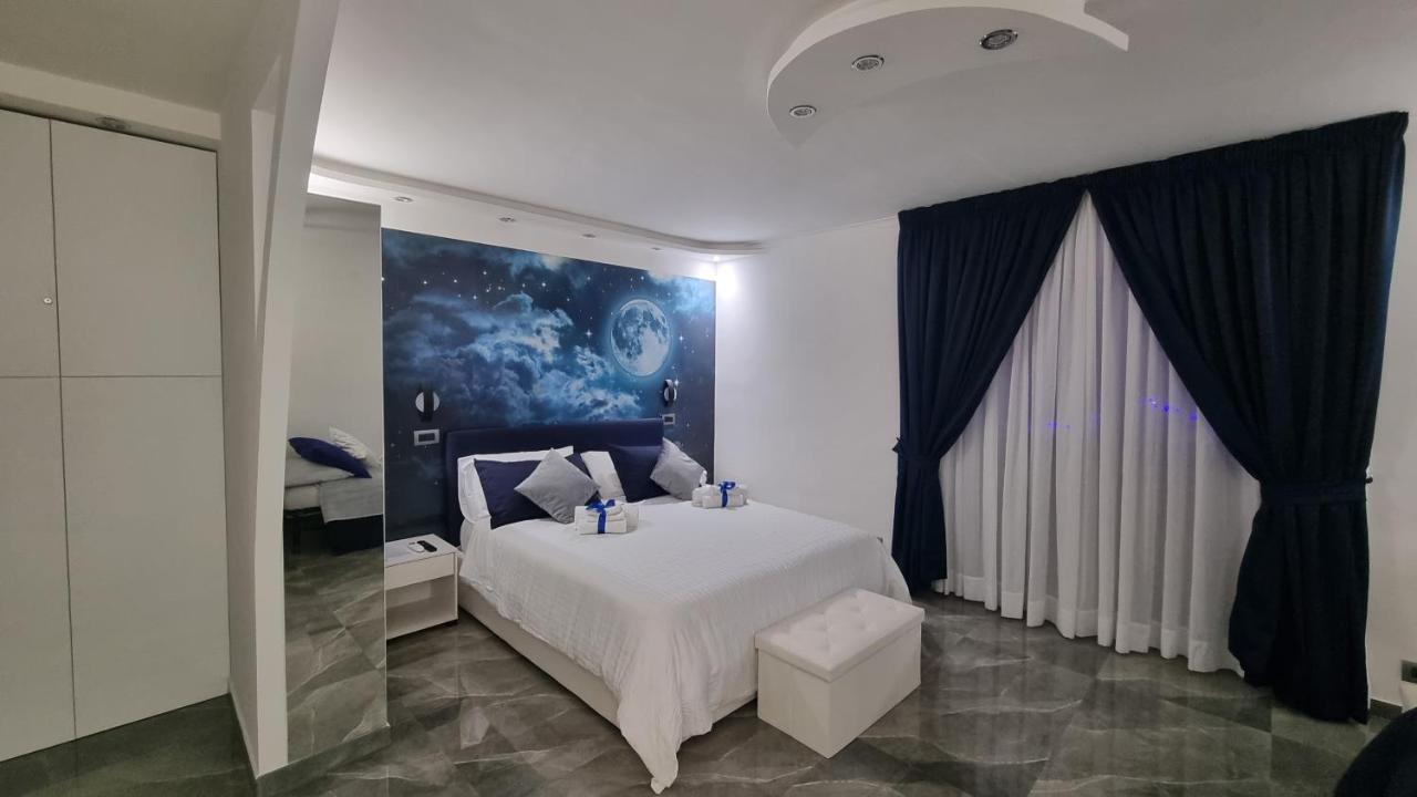 La Luna A Toledo Naples Exterior photo